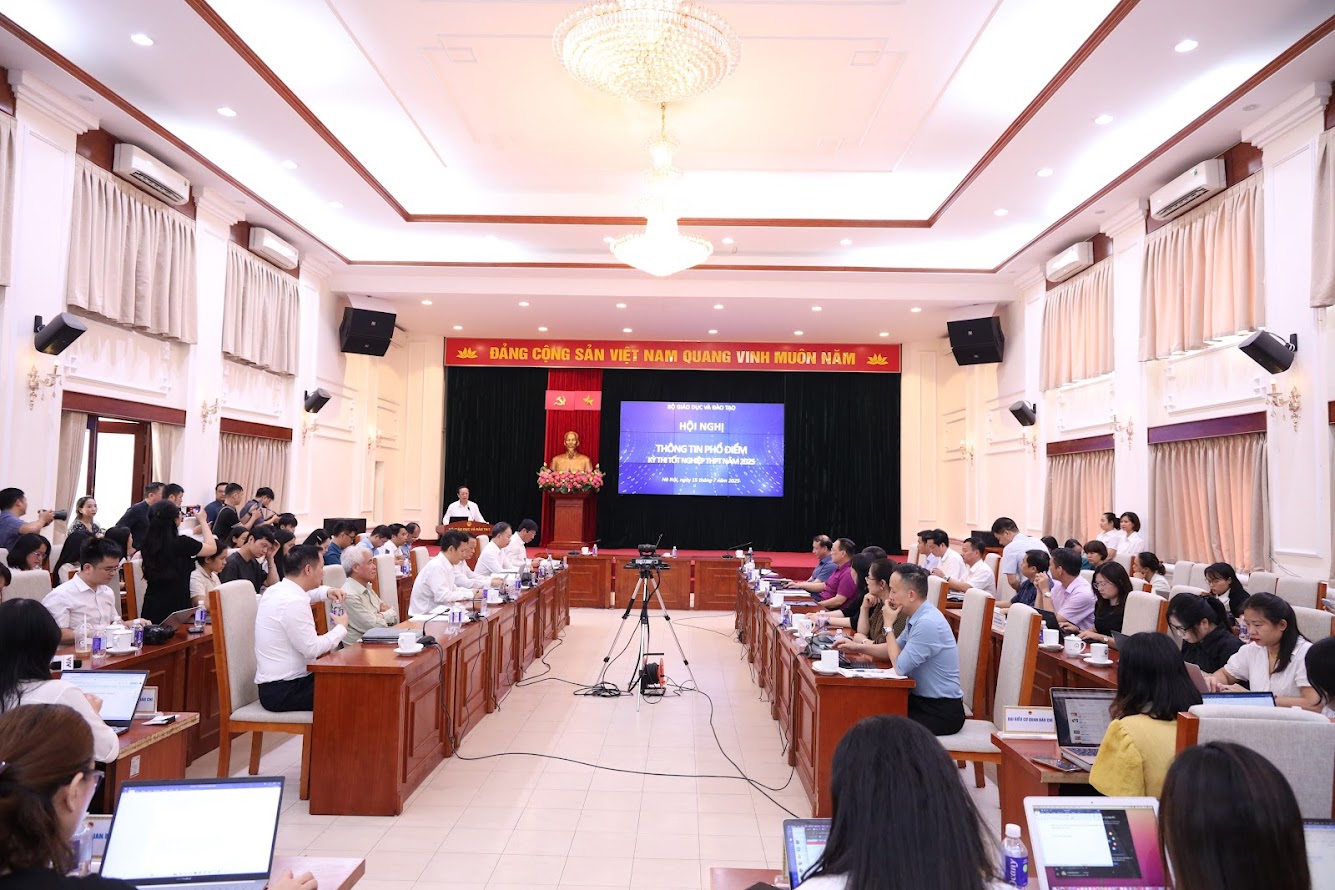 Quang cảnh hội nghị.