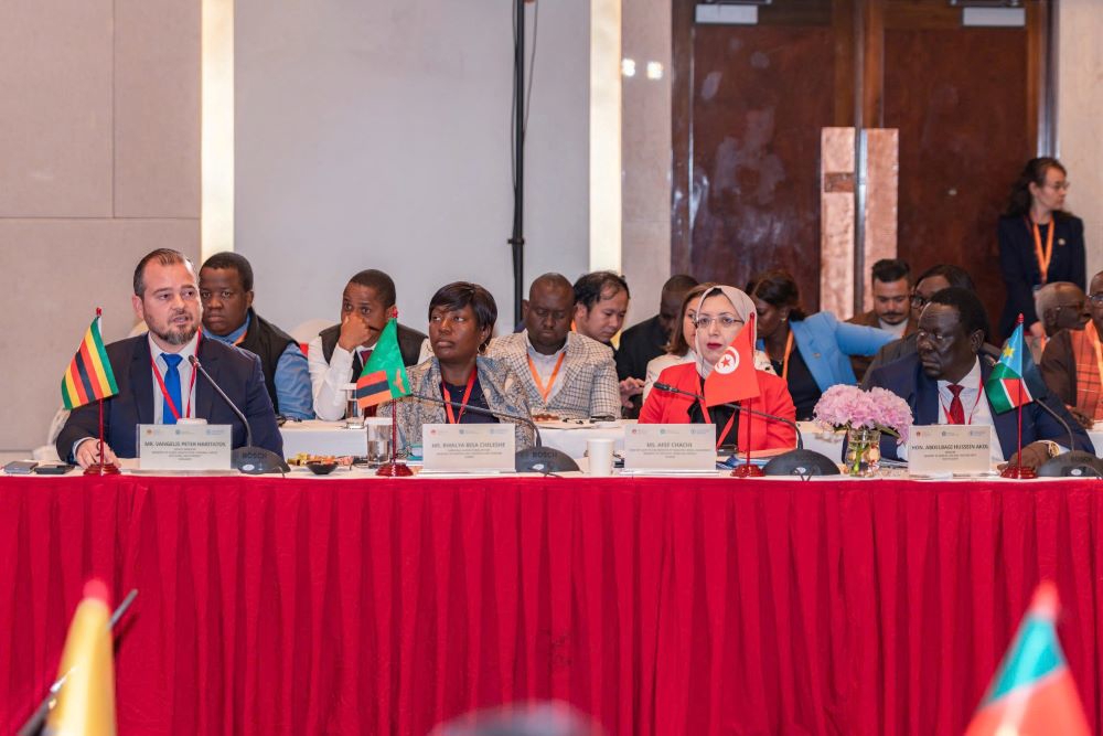 Nhiều Bộ trưởng tham dự Diễn đ&agrave;n