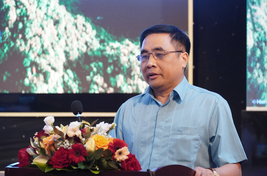 Thứ trưởng Bộ N&ocirc;ng nghiệp v&agrave; M&ocirc;i trường Nguyễn Quốc Trị&nbsp;ph&aacute;t biểu tại hội nghị