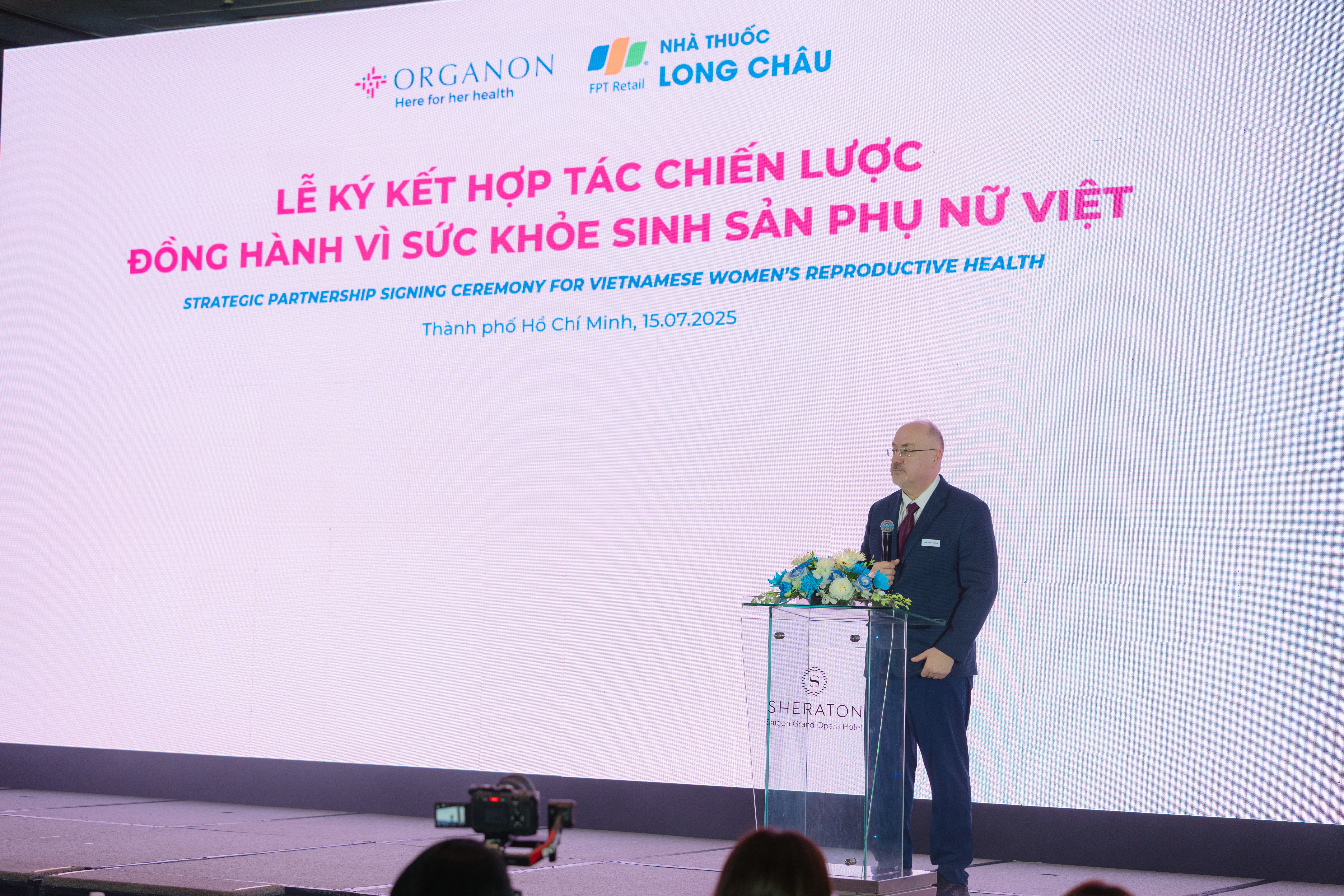 Ông Gregory Harris, Tùy viên Thương mại, Thương vụ Hoa Kỳ - Lãnh sự quán Hoa Kỳ tại thành phố Hồ Chí Minh.