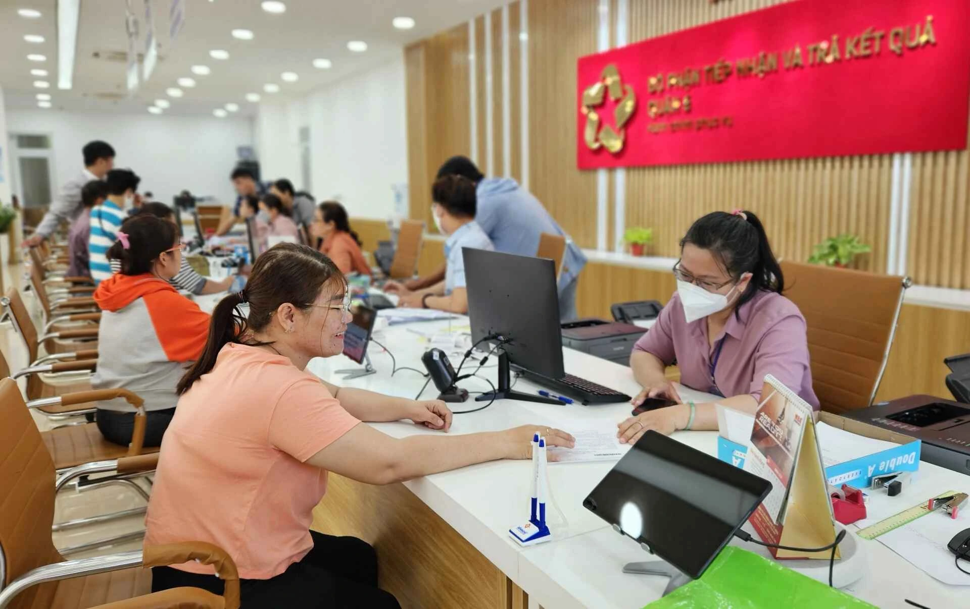 Còn nhiều vướng mắc trong làm thủ tục hành chính trực tuyến - Ảnh: Minh hoạ. 