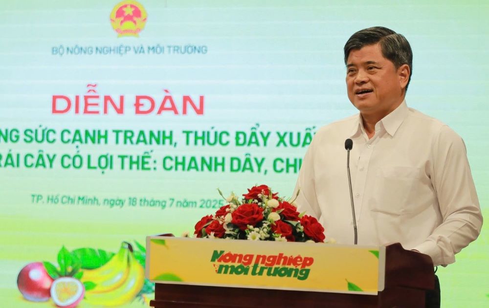 Thứ trưởng Trần Thanh Nam: Cấp thiết c&oacute; một &ldquo;cuộc c&aacute;ch mạng c&ocirc;ng nghệ&rdquo; trong lĩnh vực c&acirc;y ăn quả.