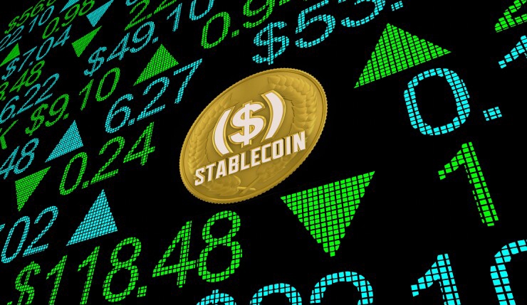 Stablecoin là loại tiền điện tử được thiết kế để giữ giá ổn định, thường neo theo tỷ lệ 1:1 với tài sản cụ thể. 