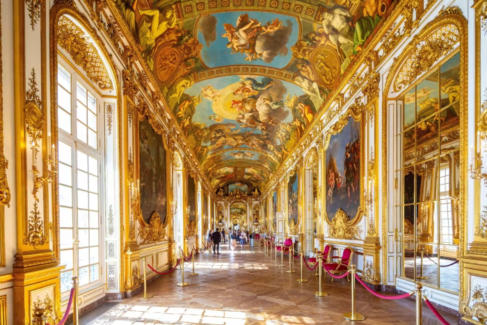 Nội thất d&aacute;t v&agrave;ng của&nbsp;H&ocirc;tel de Toulouse, trụ sở Ng&acirc;n h&agrave;ng Trung ương Ph&aacute;p (BOF) tại Paris - Ảnh: FT