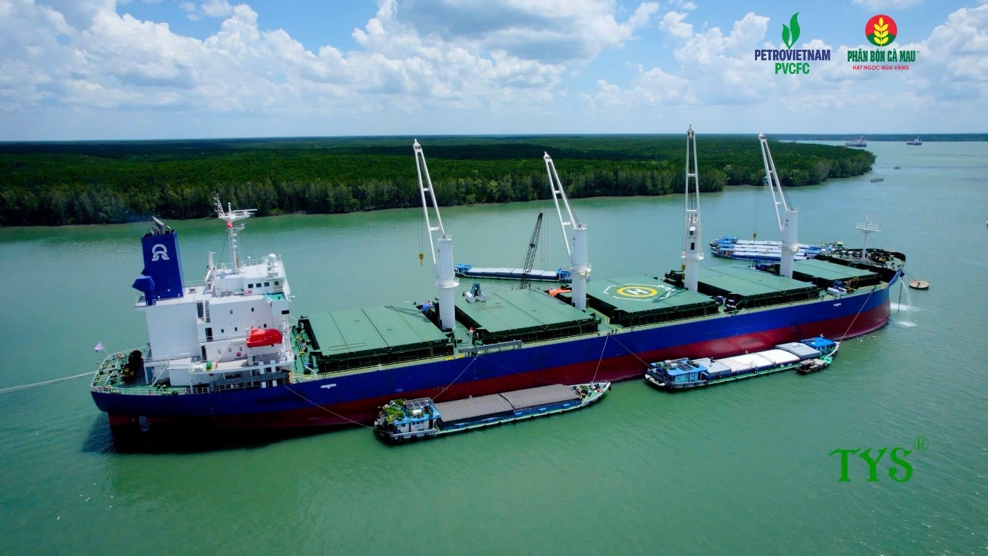 PVCFC xuất khẩu l&ocirc; h&agrave;ng 30.000 tấn ph&acirc;n b&oacute;n sang thị trường &Uacute;c.