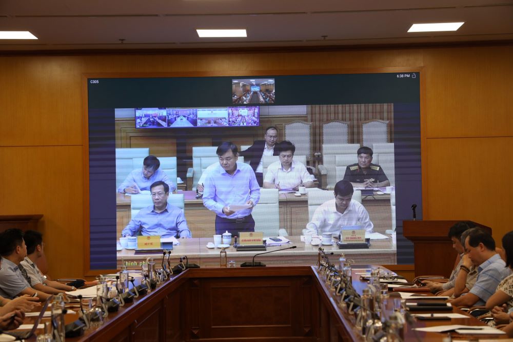 Thứ trưởng Nguyễn Ho&agrave;ng Hiệp: 