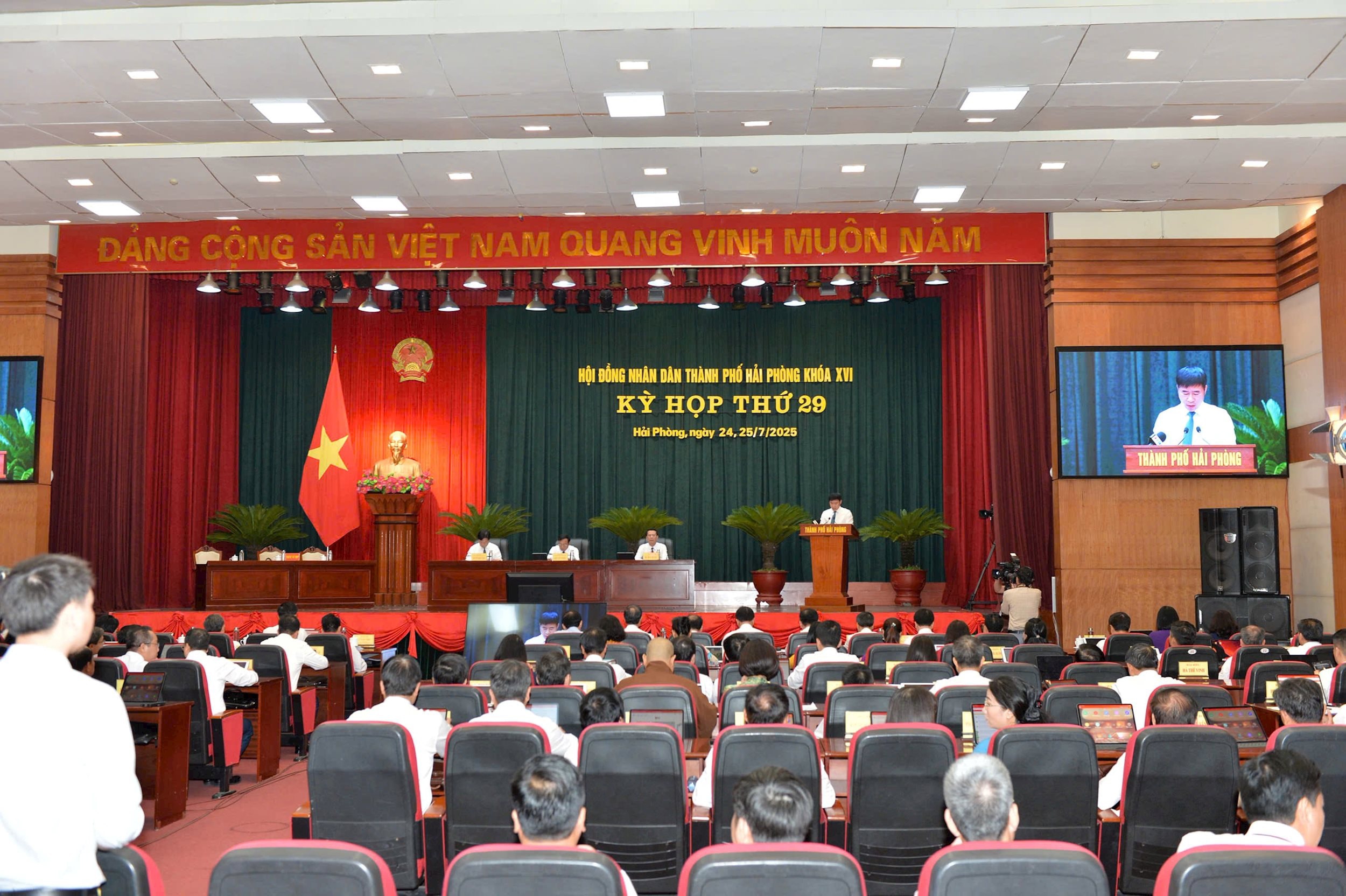 Quang cảnh kỳ họp 29 HĐND thành phố Hải Phòng 