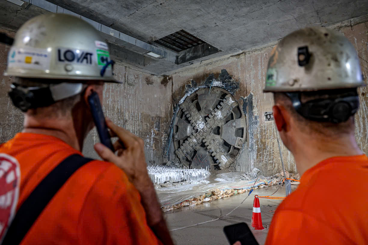 Máy đào hầm TBM số 1 của tuyến đường sắt đô thị Nhổn - ga Hà Nội đã đến Ga S11-Văn Miếu. Ảnh: Ban Quản lý Đường sắt Đô thị Hà Nội (MRB).