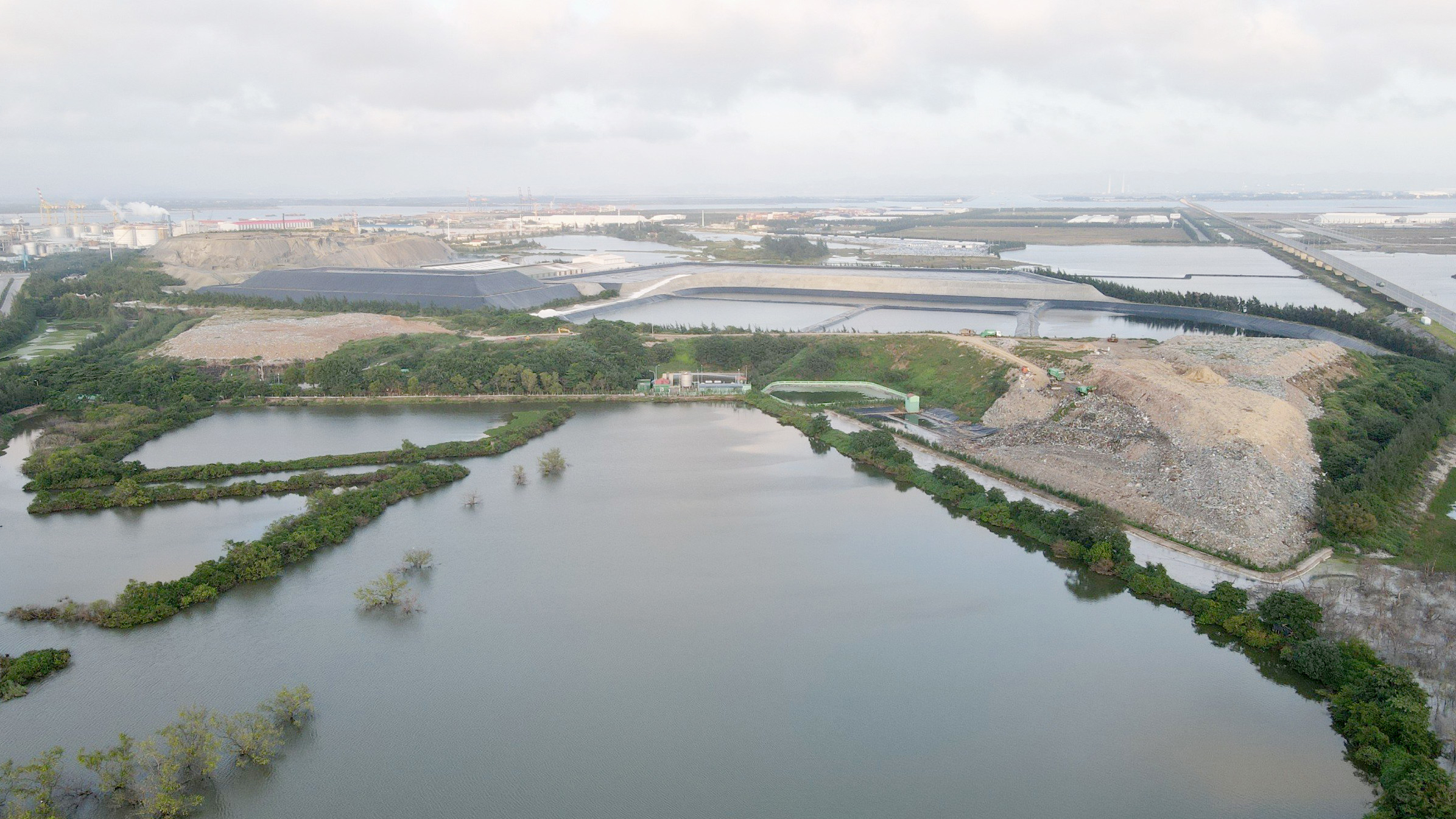 Khu xử lý rác thải Đình Vũ dự kiến sẽ triển khai đầu tư dự án nhà máy điện rác gần 2.500 tỷ đồng.