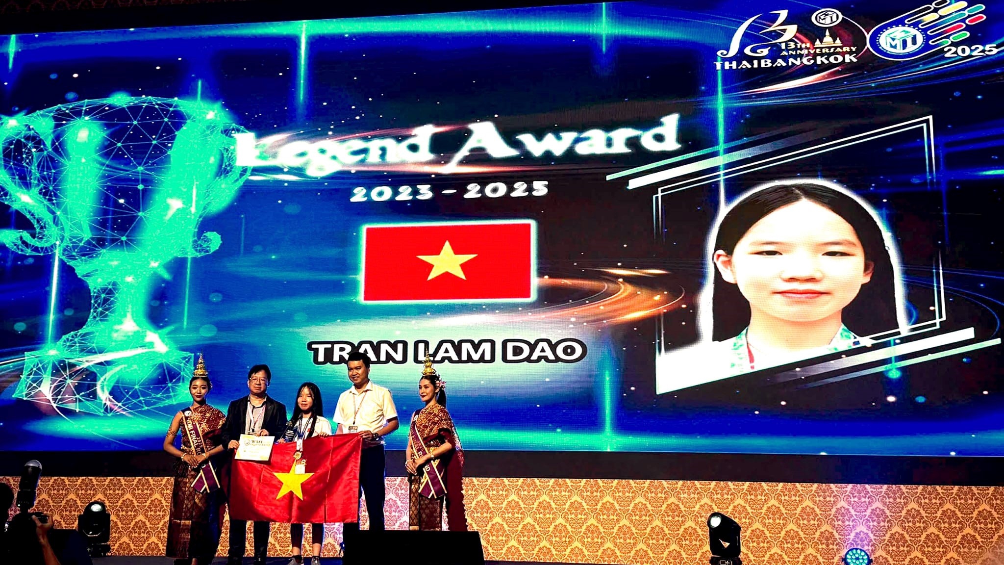 Trần Lâm Đào – học sinh lớp 6, trường THCS Nguyễn Trường Tộ đạt giải Champion (Top 1 thế giới ở Khối 6), Legend Award (3 năm liên tiếp được Huy chương Vàng hoặc Huy chương Kim Cương), Cúp The Star of The World (Ngôi sao Thế giới).