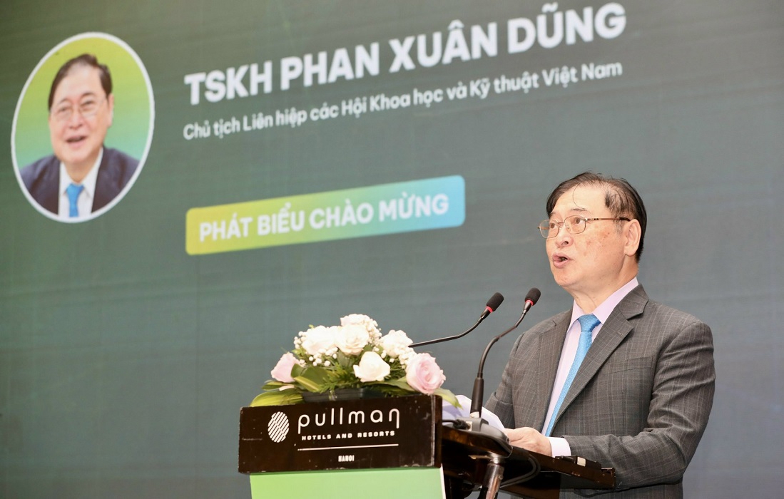 TSKH Phan Xuân Dũng: "Các doanh nghiệp sẽ là lực lượng tiên phong trong đầu tư, ứng dụng công nghệ mới để xây dựng một ngành công nghiệp năng lượng xanh, thông minh, hiện đại".