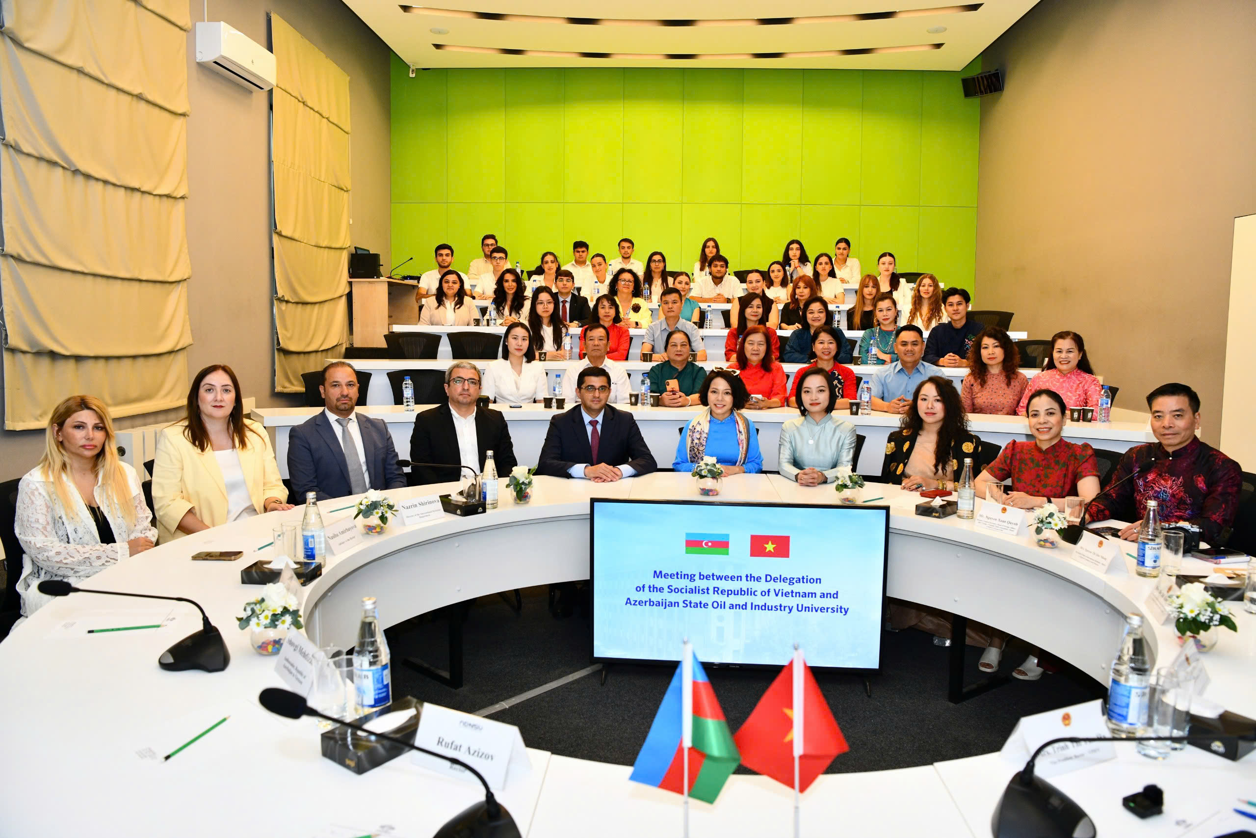 Một trong những hoạt động trong khu&ocirc;n khổ &ldquo;Những ng&agrave;y Việt Nam tại Azerbaijan&rdquo; vừa được diễn ra.