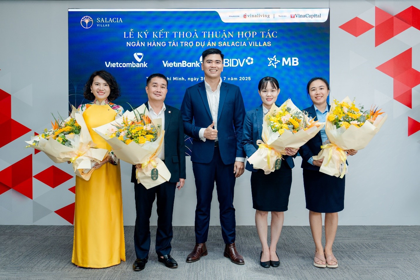 VinaLiving ký kết hợp tác cùng các ngân hàng lớn, gia tăng lợi ích cho nhà đầu tư.