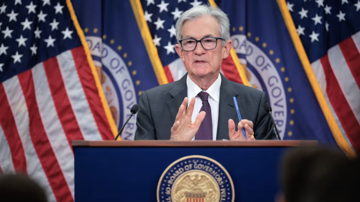 Chủ tịch Fed Jerome Powell tại cuộc họp báo ngày 30/7 - Ảnh: Getty.