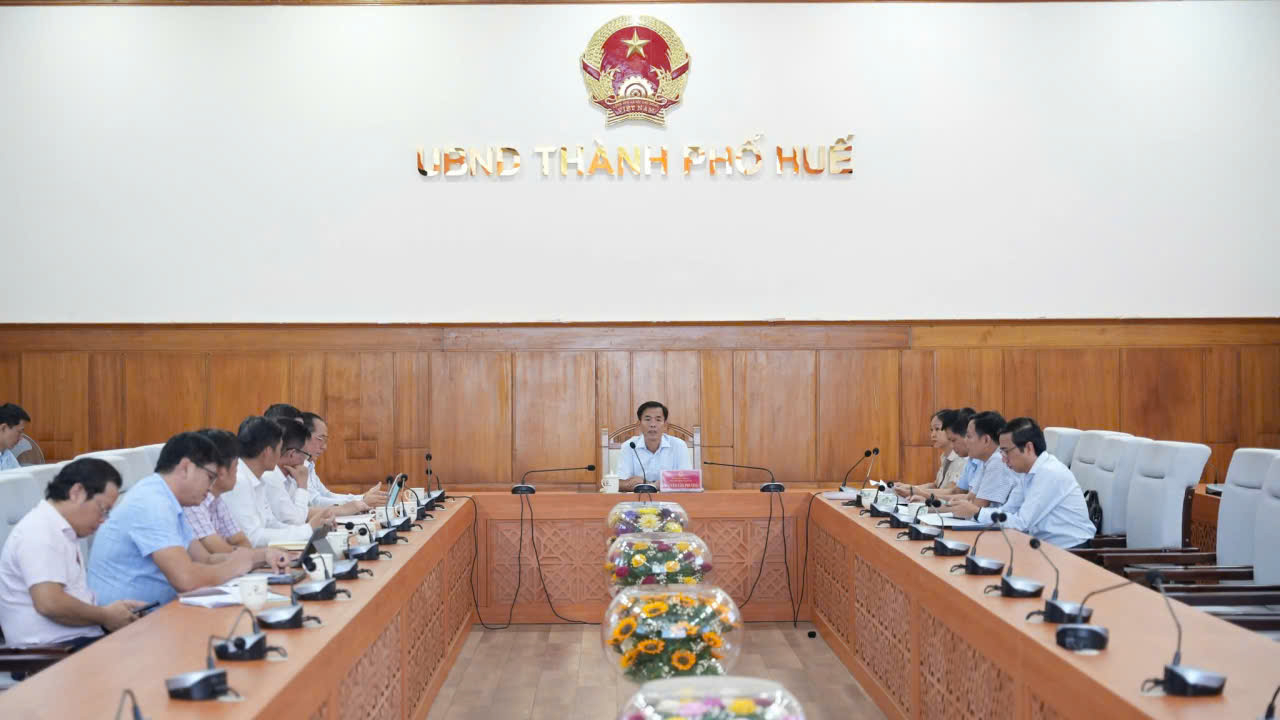 Toàn cảnh buổi làm việc
