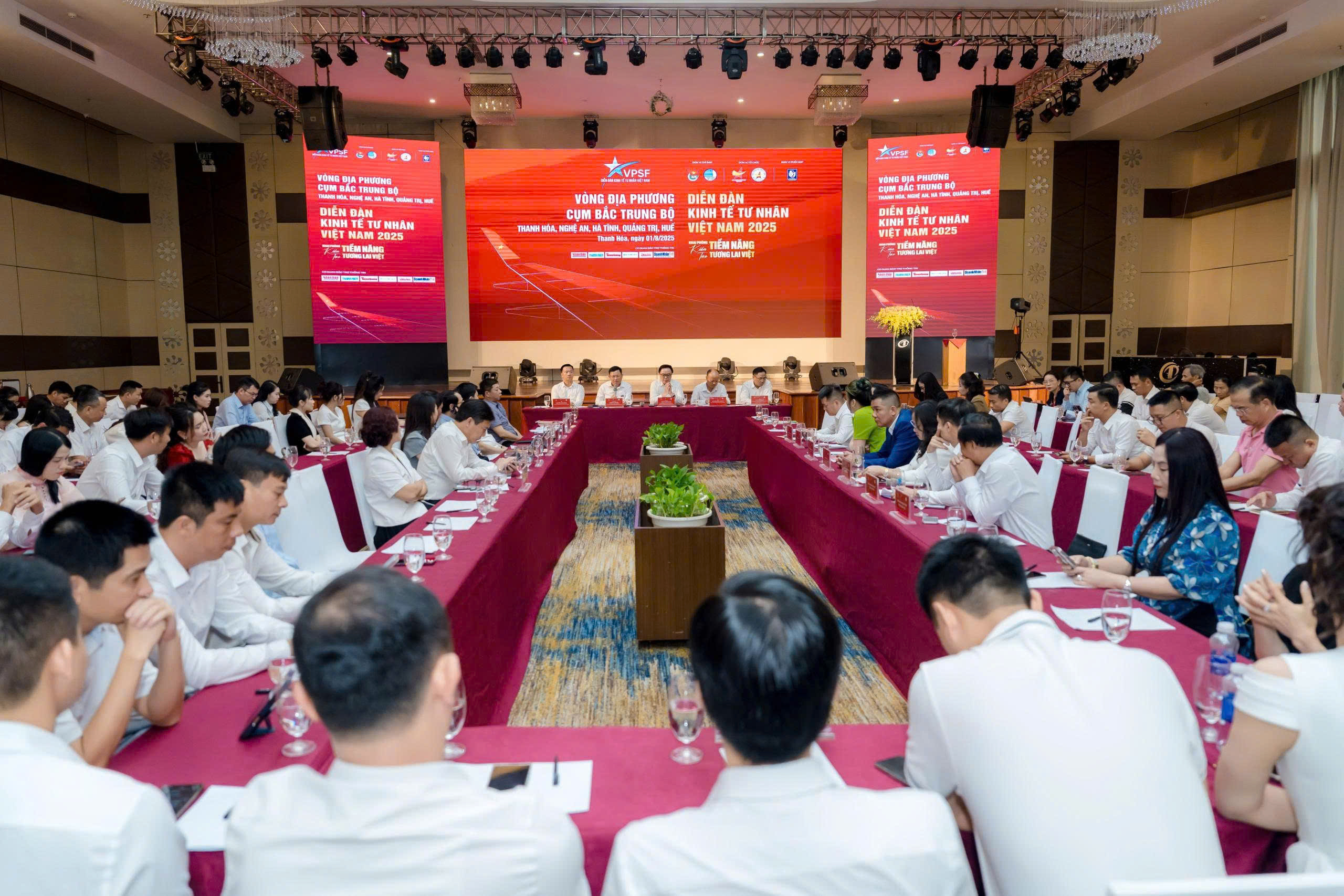 Toàn cảnh Diễn đàn VPSF 2025 tại Bắc Trung Bộ.