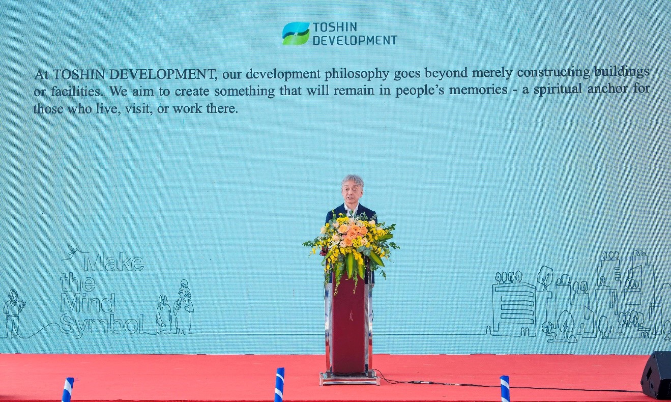 Ông Shinsuke Kuramoto – Chủ tịch kiêm Giám đốc điều hành Toshin Development – chia sẻ tầm nhìn chiến lược tại sự kiện. Nguồn: Toshin Development.