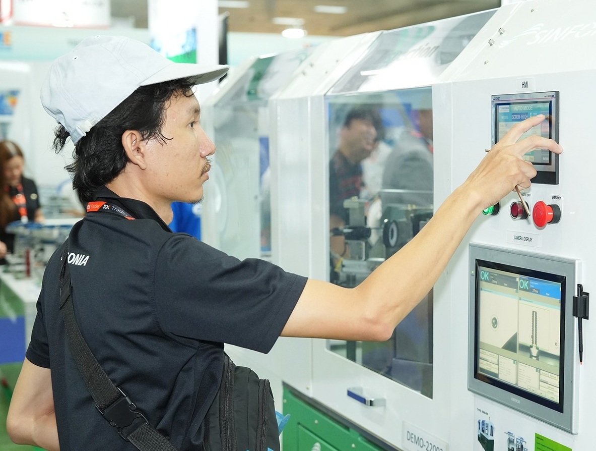 VME v&agrave; SIE đ&oacute;ng vai tr&ograve; l&agrave; cầu nối chiến lược, hỗ trợ c&aacute;c doanh nghiệp sản xuất Việt Nam mở rộng thị trường ra nước ngo&agrave;i, tiếp cận c&ocirc;ng nghệ hiện đại v&agrave; từng bước tham gia v&agrave;o chuỗi gi&aacute; trị to&agrave;n cầu