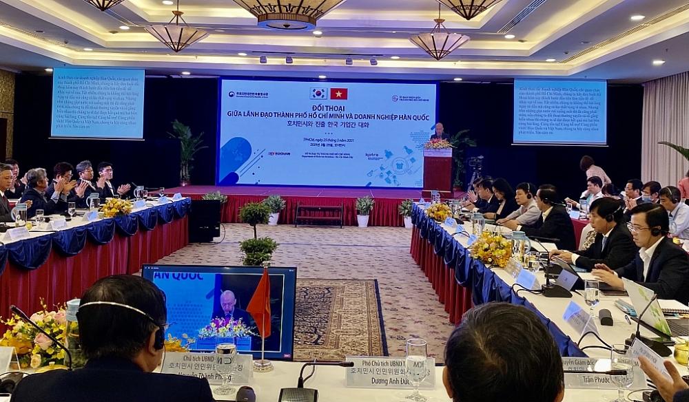 Hội nghị đối thoại lãnh đạo Tp.HCM và doanh nghiệp Hàn Quốc ngày 25/3 thu hút đông đảo doanh nghiệp tham gia.