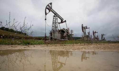 OPEC+ nới sản lượng sau cuộc gọi của Mỹ, giá dầu bất ngờ tăng mạnh