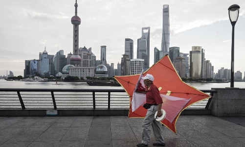 Hút được dòng tiền nóng, Trung Quốc chưa kịp mừng đã lo 