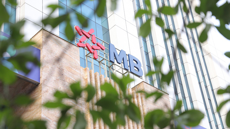 So với 1 năm trước đây, giá nhiều cổ phiếu ngân hàng có sự bứt phá mạnh mẽ khi dòng tiền "cảm nghiệm" được giá trị đích thực của các nhà băng thời kinh tế số.