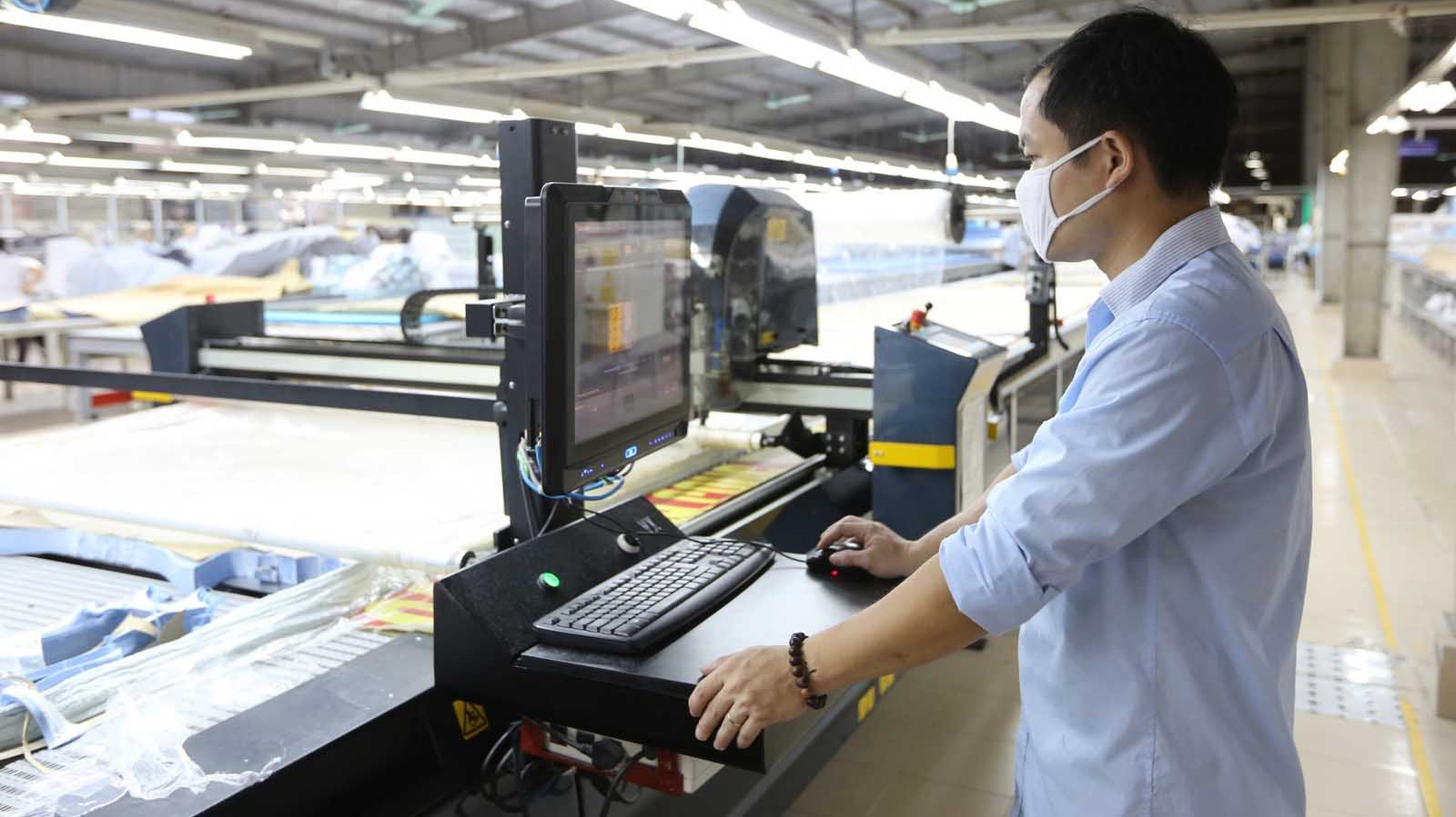 Tối thiểu mỗi năm có 30.000 doanh nghiệp được trải nghiệm nền tảng số