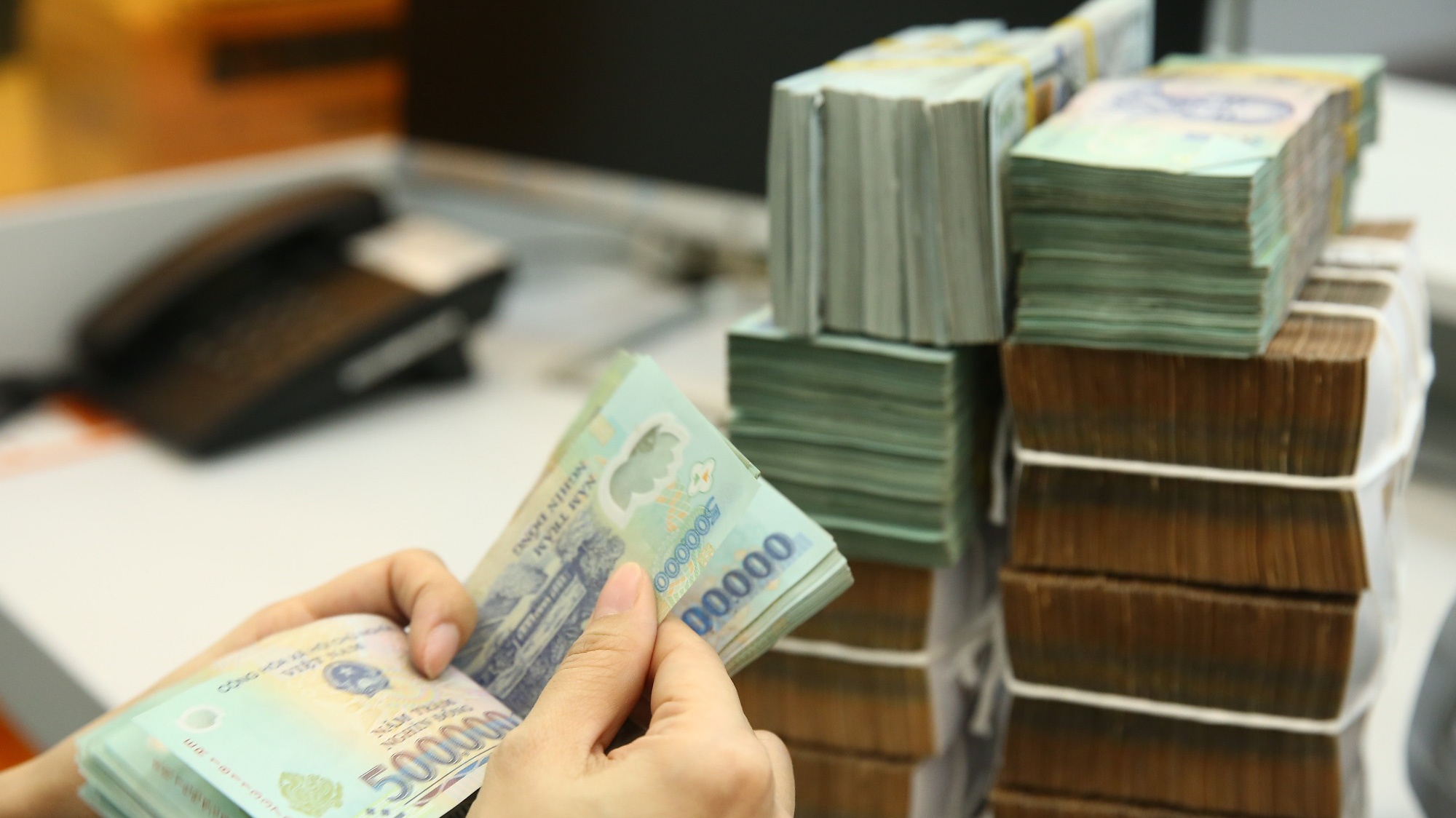 Việc siết tín dụng ở mức thấp cho thấy sự thận trọng của Ngân hàng Nhà nước.