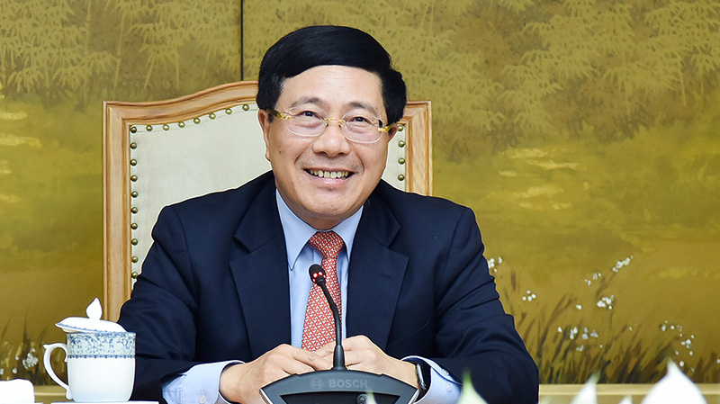 Phó Thủ tướng Phạm Bình Minh trao đổi trực tuyến với ông John Kerry, đặc phái viên của Tổng thống Mỹ Joe Biden - Ảnh VGP