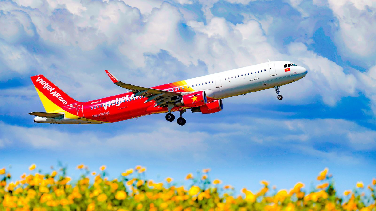 Tất cả các chuyến bay Vietjet đều tuân thủ các quy định, phòng chống dịch cao nhất của Hiệp hội Vận tải Hàng không Quốc tế (IATA), WHO, Bộ Y tế.