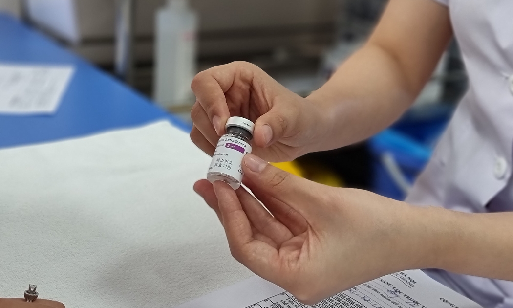 Lô vaccine Covid-19 AstraZeneca về Việt Nam tiếp theo sẽ bị chậm khoảng 3 tuần. Ảnh - Bộ Y tế.