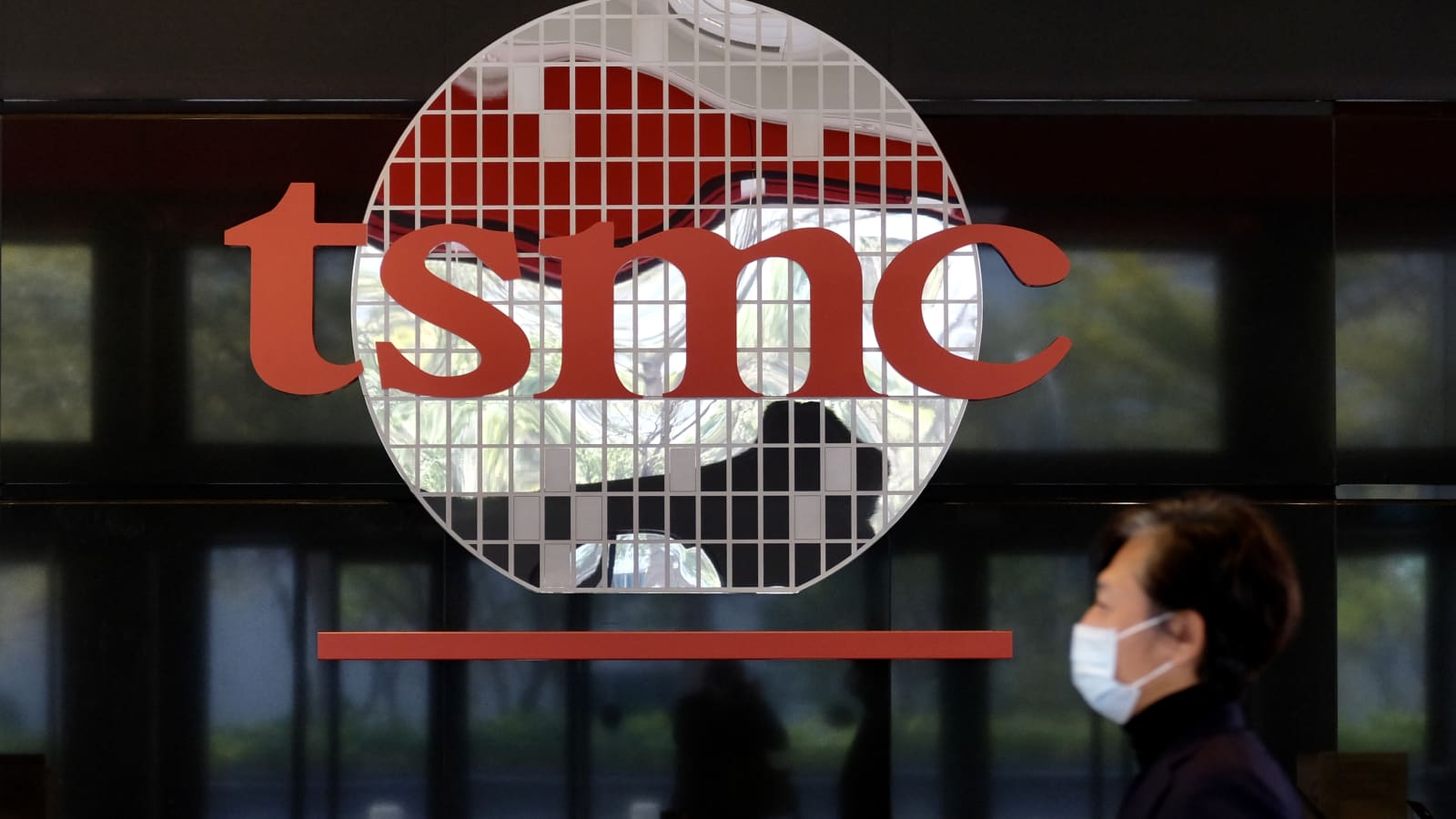 TSMC là nhà sản xuất chíp bán dẫn lớn nhất thế giới - Ảnh: China Daily