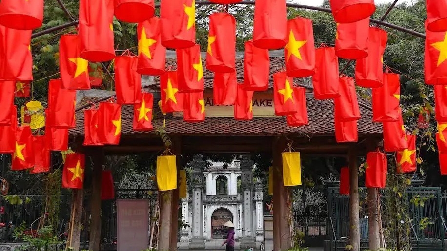 Kinh tế Việt Nam được dự báo tiếp tục phục hồi mạnh mẽ sau đại dịch Covid-19 - Ảnh: Reuters