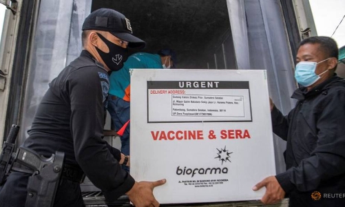 Indonesia tiêm chủng ngừa Covid-19 toàn dân từ 13/1, bắt đầu từ tổng thống