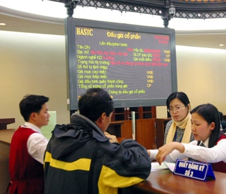 Sàn Hà Nội - Ảnh: Việt Tuấn.