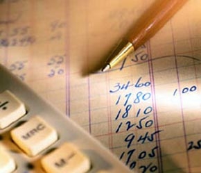 Được đào tạo cơ bản về tài chính, các kiểm toán viên nhanh chóng thích hợp trong môi trường chứng khoán.