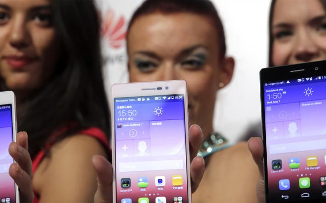 Một công thức tương đối chung của các thương hiệu điện thoại Trung Quốc khi vào Việt Nam là: sản phẩm thiết kế trẻ trung/hoặc có chút cách tân + cấu hình cao (nhất là tập trung vào camera) + giá rẻ/phù hợp số đông (trung bình từ 4- dưới 10 triệu đồng).<br>