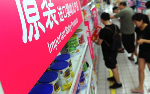 Các sản phẩm sữa chiếm khoảng 1/4 kim ngạch xuất khẩu của New 
Zealand và Fonterra chính là nhà xuất khẩu sữa lớn nhất của nước này. 
Bởi vậy, một lệnh cấm kéo dài sẽ gây thiệt hại lớn cho đất nước vốn từ 
lâu nổi tiếng cung cấp những loại thực phẩm an toàn.