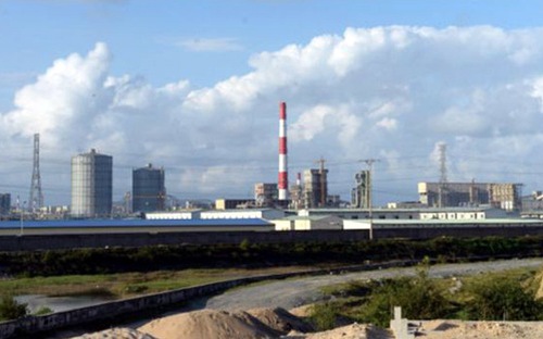 Thông thường các doanh nghiệp sử dụng than nhập khẩu phải qua đầu mối là TKV và Tổng công ty Đông Bắc.<br>