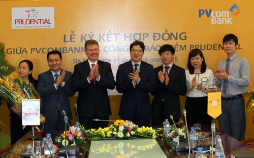 Lễ ký hợp đồng giữa PVcomBank và Prudential.<br>