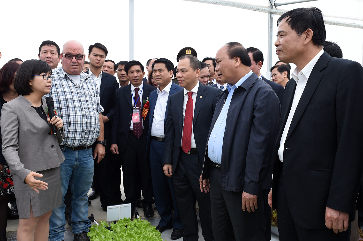 Thủ tướng Nguyễn Xuân Phúc thăm dự án VinEco Hà Nam của tập đoàn Vingroup.