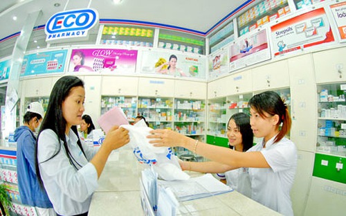 Cơ sở kinh doanh dược có trách nhiệm thực hiện đầy đủ các quy định về kê
 khai, kê khai lại giá thuốc và các quy định khác về quản lý giá thuốc. 