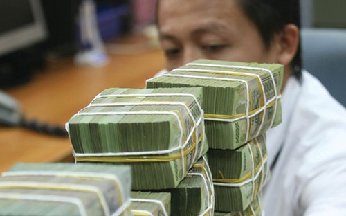 Nghị định nêu rõ, đối với khoản nợ xấu hoặc tài sản đảm bảo của nợ xấu 
có giá trị lớn, từ 100 tỷ đồng trở lên thì phải lập hội đồng đấu giá nợ 
xấu.