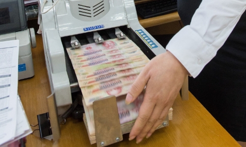 Ngân hàng gặp khó sẽ được “vay đặc biệt” để trả người gửi tiền