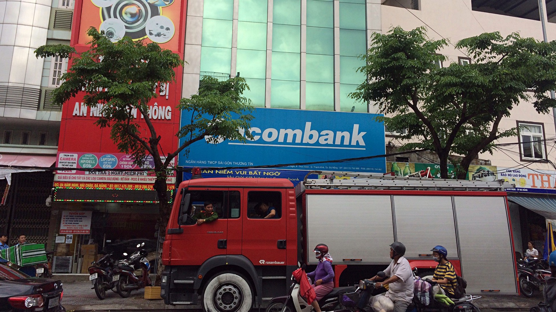 Kết quả kiểm phiếu đối với tất cả cổ đông gửi trả lời về cho Sacombank cho thấy, có tới 83,35% biểu quyết "không tán thành" và chỉ có 16,18% biểu quyết "tán thành" việc thay đổi mã chứng khoán ngân hàng.