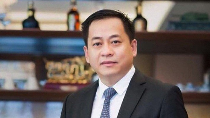 Theo Bộ Công an, ông Phan Văn Anh Vũ (sinh năm 1975, trú tại số 82 Trần Quốc Toản, quận Hải Châu, thành phố Đà Nẵng) đã vi phạm pháp luật Việt Nam và bỏ trốn tại nơi cư trú.