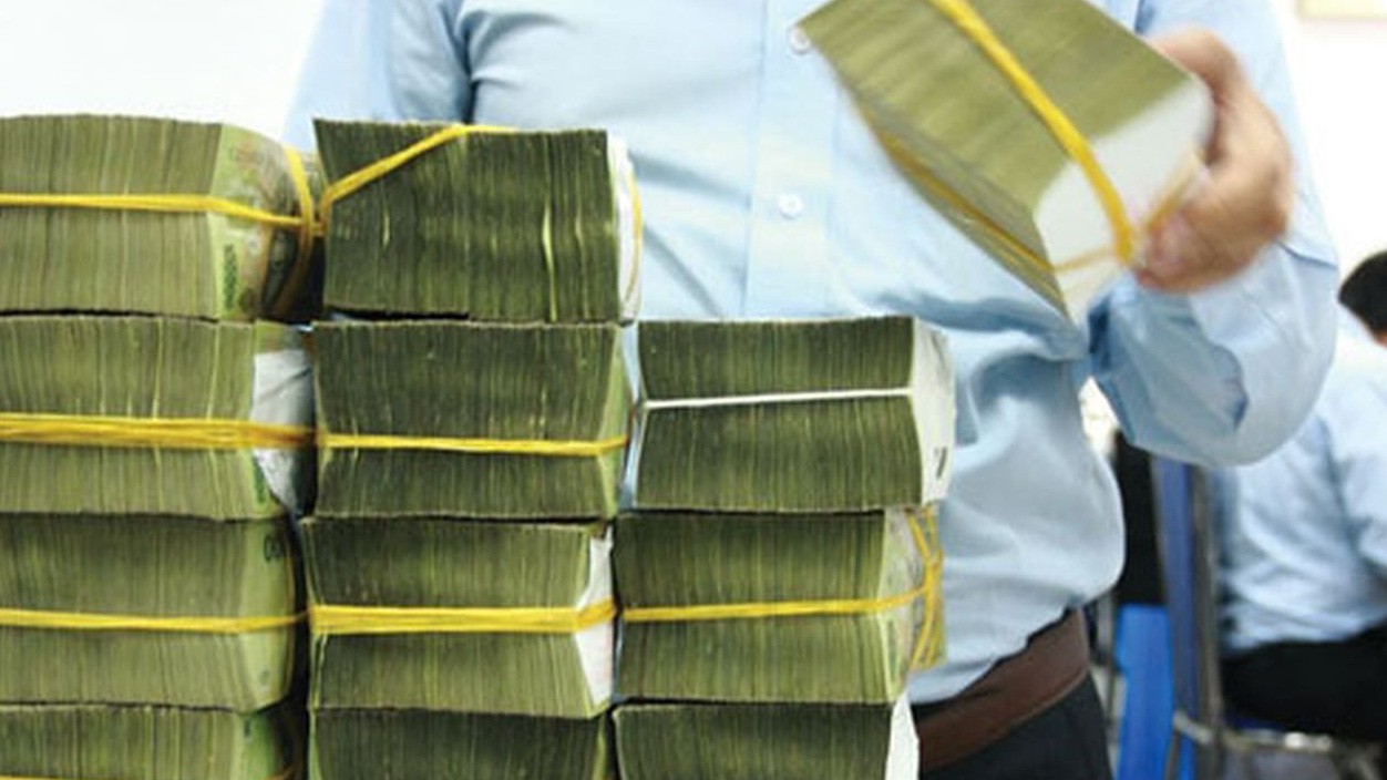 Năm 2017, dự kiến khối ngân hàng thương mại sẽ áp đảo cũng như tạo thay đổi thứ hạng trong danh sách và phân top các doanh nghiệp nộp thuế lớn nhất tại Việt Nam.