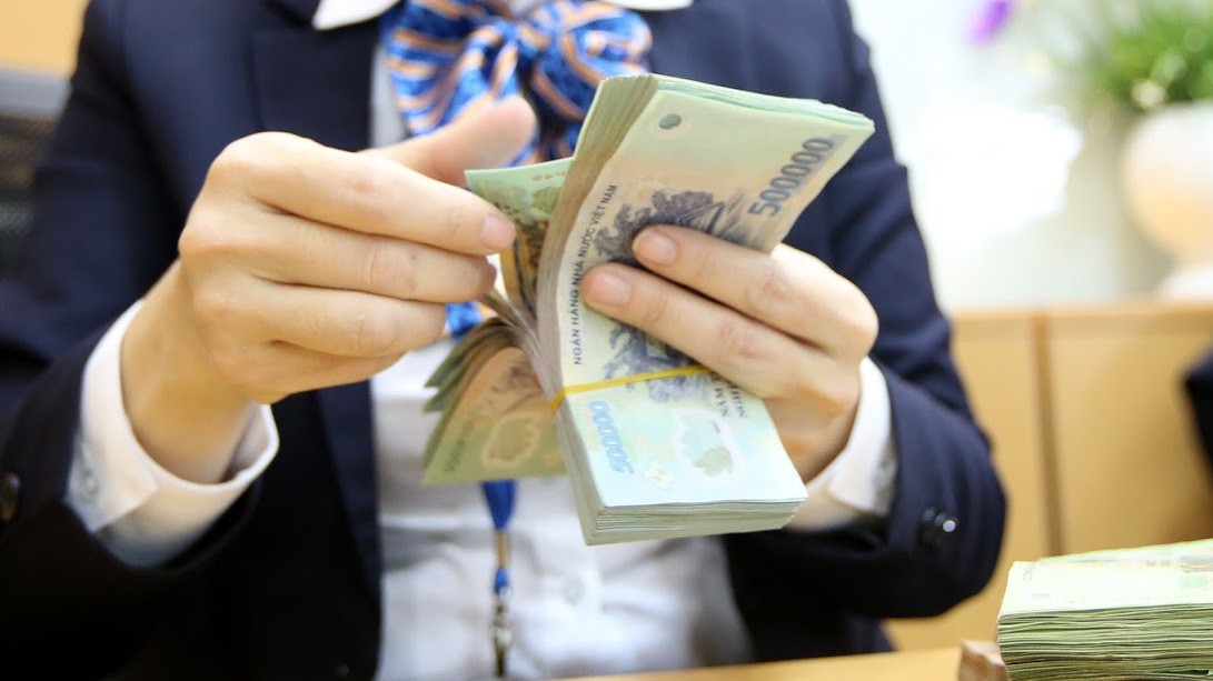 Theo quy định, các ngân hàng sau khi bán lại nợ xấu cho VAMC và nhận về trái phiếu đặc biệt thì được giãn trích lập dự phòng những khoản này trong thời hạn 5 năm - Ảnh: Quang Phúc.