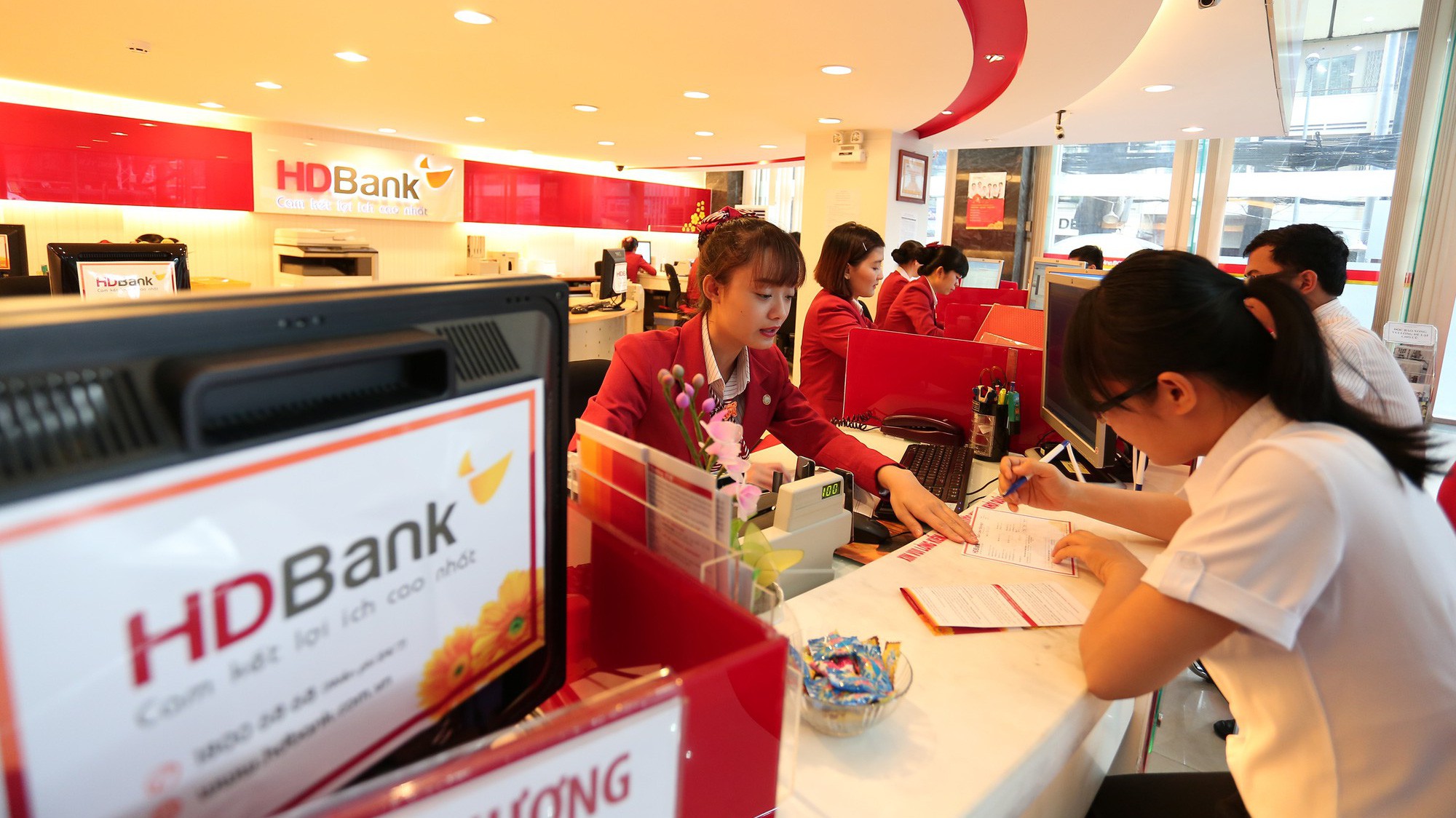 Năm 2018, HDBank đặt chỉ tiêu tổng tài sản đạt 242.865 tỷ đồng (tăng 28%); tổng huy động 222.184 tỷ đồng (tăng 31,6%); tổng dư nợ 154.510 tỷ đồng (tăng 38%); lợi nhuận trước thuế 3.921 tỷ đồng.