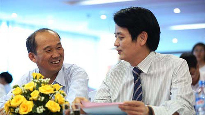 Ông Dương Công Minh (bên trái) và ông Nguyễn Đức Hưởng (bên phải).